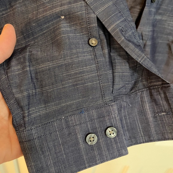 Apt. 9 dress shirt - Picture 3 of 4